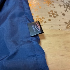 Umbro 長袖　140cmの画像