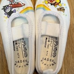 子供用　上履きの画像