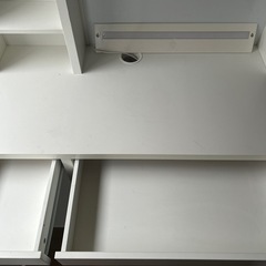 IKEA デスク　MICKEの画像