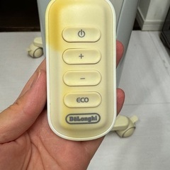 DeLonghi（デロンギ） オイルヒーター ベルカ ルド RHJ75V0815 10~13畳用 クリームベ ージュの画像