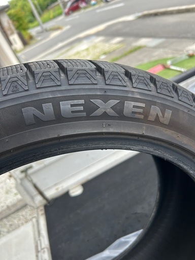 225 45 18 スタッドレスタイヤ