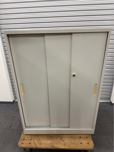 オフィスロッカー　書庫　鍵あり　スチール棚　オフィス家具