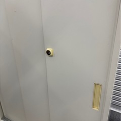 オフィスロッカー　書庫　鍵あり　スチール棚　オフィス家具の画像