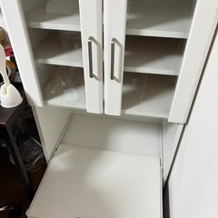 【決まりました】ホワイトキッチン棚の画像