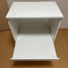 食器棚
の画像