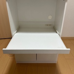 食器棚
の画像