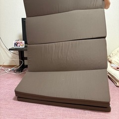６つ折りマットレスしんぐるシングルの画像
