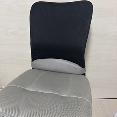 オフィスチェア　折りたたみテーブルの画像