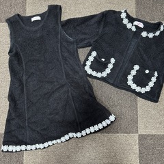④130 女の子　冬服　まとめ売り　厚手　肌着　長袖　ズボン　レギンス  パジャマ　ワンピース　トレーナー　上着の画像