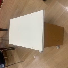 無料　引き取りコロ付き　数個あります。の画像