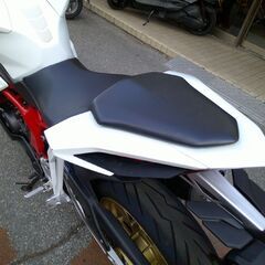NO.5475　ホンダ　ＣＢＲ２５０ＲＲ　水冷４サイクル２気筒　ＡＢＳ　ＥＴＣ付き　盗難防止警報アラーム付き  ホワイト　☆彡の画像