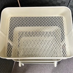 スチールワゴン 3段 クリーム色の画像