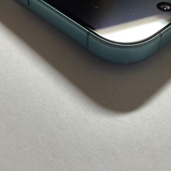 iPhone16 256GB ティール　ケース付き の画像