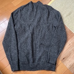 ユニクロ　グレー　カーディガンMサイズの画像