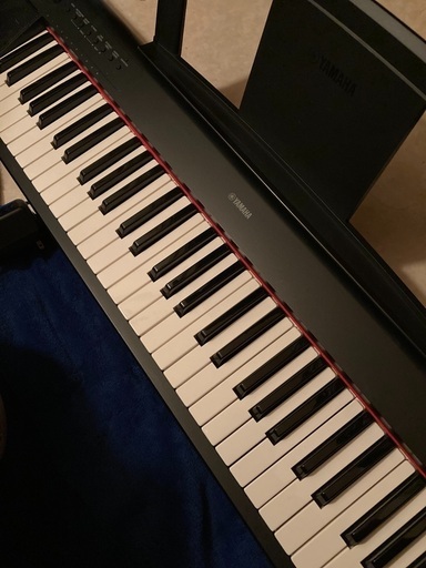 キーボード　YAMAHA