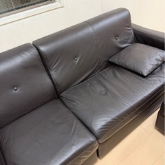 格安★フェイクレザーソファ　3人がけ　オットマン付き　の画像