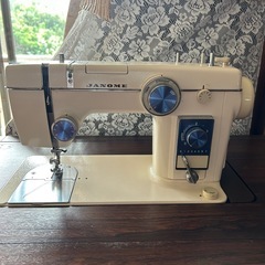電動ジャノメミシン　足踏み　作業台セット　　　の画像