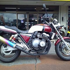 NO.5476　ＣＢ４００ＳＦ　水冷４サイクルＤＯＨＣ１６バルブ４気筒４００ｃｃ　モリワキスリップオン　アップハンドル　レッド＆ホワイト　ＣＢＸカラー　☆彡の画像