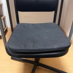 　お引き取り先確定　
IKEA 机、椅子セットの画像