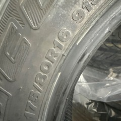 ジムニーjb64w新車外しタイヤ４本セットの画像