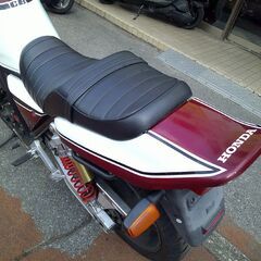 NO.5476　ＣＢ４００ＳＦ　水冷４サイクルＤＯＨＣ１６バルブ４気筒４００ｃｃ　モリワキスリップオン　アップハンドル　レッド＆ホワイト　ＣＢＸカラー　☆彡の画像