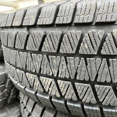 ジムニー　スタッドレスタイヤリフトアップ　２６５/７０Ｒ１６　ランクルの画像