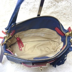 【新品タグ付き】VIOLAd’ORO 2way レザー ショルダー ハンドバッグの画像