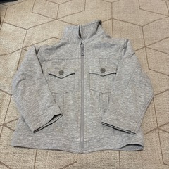 パーカー、ニットなど　90.100の画像