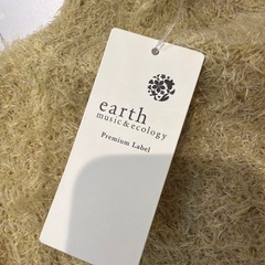 長袖ニット　ショート丈　earth music&ecologyecologyの画像