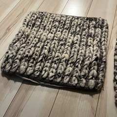 ウール クッションカバー2つの画像