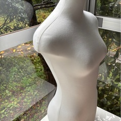 ディスプレー用女性型トルソーの画像