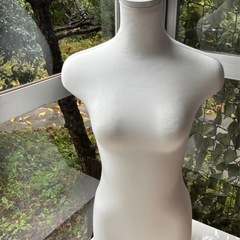 ディスプレー用女性型トルソーの画像