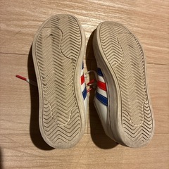 adidasスニーカー20cmの画像