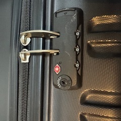 キャリーケース　機内持ち込み可能
の画像