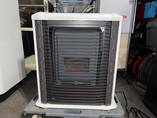 お値下げ！　Sunpot サンポット ゼータスイング FFR-G5640SX B FF式石油暖房機 2023年製 FFストーブ 吸排気