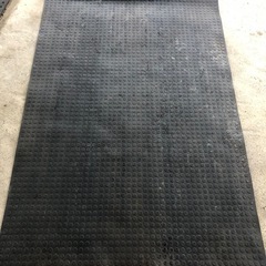 トラック荷台保護ゴムマット　軽トラにジャストフィットの画像