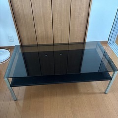 ガラステーブルの画像
