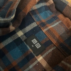 ユニクロ 長袖ネルシャツ チェック柄の画像