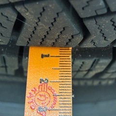 スタッドレスタイヤホイール225/65R17の画像