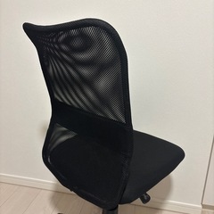 オフィスチェア　椅子　いすイスの画像
