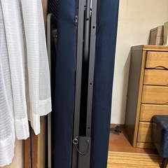 折りたたみパイプベッドの画像