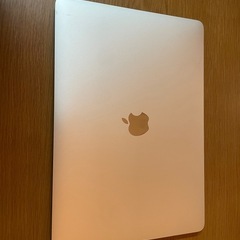 美品MacBookPro13インチ2018 メモリー16GBグアドッドコアi5
の画像