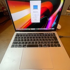 美品MacBookPro13インチ2018 メモリー16GBグアドッドコアi5
の画像