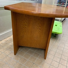 【ジモティー割引で最大15％OFF⭐️】karimoku カリモク サイドテーブルの画像
