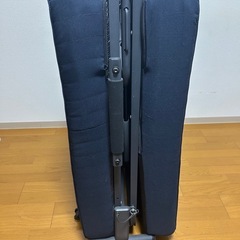 折りたたみベッドの画像
