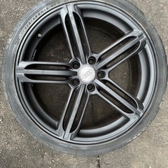 取りに来てくれる方限定 245/35R19 ホイル4本セット　アウディA4 クアトロに履いてました  値下げ交渉OKです！の画像