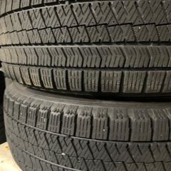 195/65-15 2022年製 VRX2 ブリヂストン　スタッドレス　日産純正
ホイール付きの画像