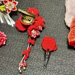 取引中【おまとめ購入1000円割引】女の子　七五三の髪飾りセット　川崎近辺なら追加費用でお届け可の画像