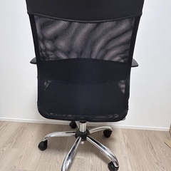 デスクチェア　ブラックの画像