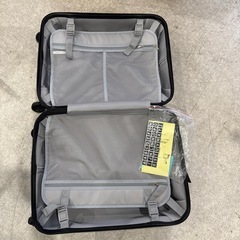 スーツケース　キャリーケース　※一部取手破損、鍵欠品の画像